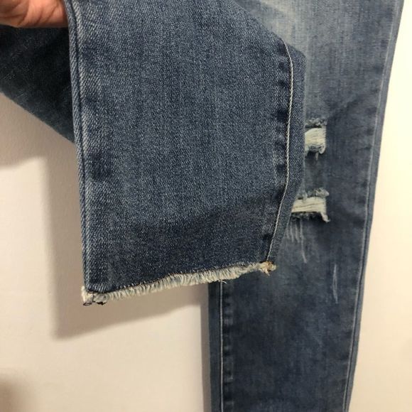 Tractr Jeans Distressed Blue Wash Raw Edge Straight Leg Size 14 - Picture 9 of 13